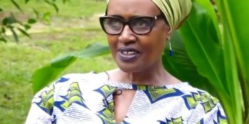 I Nearly Shed Tears Watching Him: Winnie Byanyima Painfully Narrates Worrying Besigye Health Condition in Oven-Hot Prison Cell I Won’t Beg Museveni to Forgive My Husband Besigye, Says Winnie Byanyima